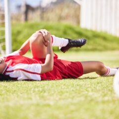 Lesiones Deportivas de Cadera y Rodilla: Prevención y Opciones de Tratamiento Moderno